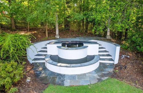 Clarkdale Villa | 11580sqft Large Home By Airport