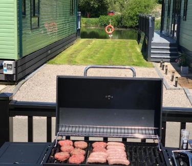 Tewitfield Cabin | 12 Borwick Lakes- Newly Refurbished