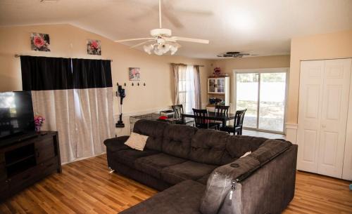 Laurel Bay House | 12 mi from Parris Island Cozy home