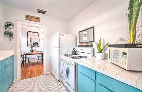 Winter Garden Cottage | ~ 12 Mi to Disney: Downtown Winter Garden Cottage!