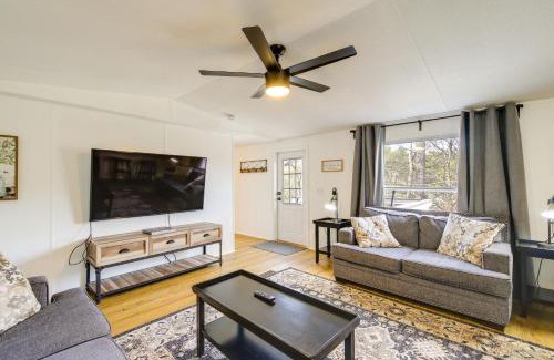 Sevierville House | 12 Mi to Dollywood Private Sevierville Cabin!