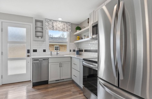 Green Bay House | 1216 Lambeau Field Luxe