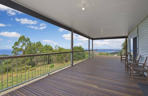 Apollo Bay House | 122 Biddles - Sensational Ocean Views