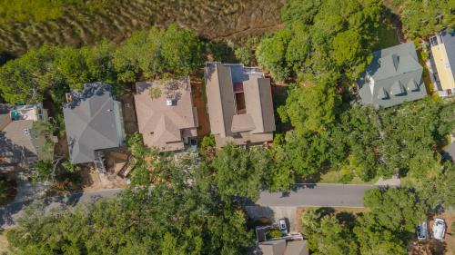 Saint Helena Island House | 125 Ocean Creek Blvd