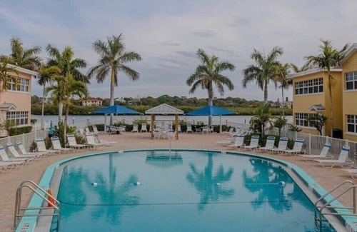 Indian Shores Resort | $129 SUMMER 🏖BEACH / BAY August ⭐️⭐️⭐️⭐️⭐️Reviews!