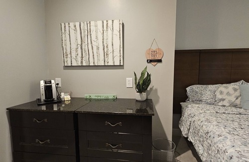 Rio Grande Park Apartment | 12min/Universal, 5/min to Downtown. Hotel Room Style in a Cozy House in Florida