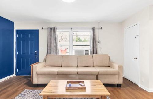 Norwood House | 12th Ave The Bricks - Unit 5