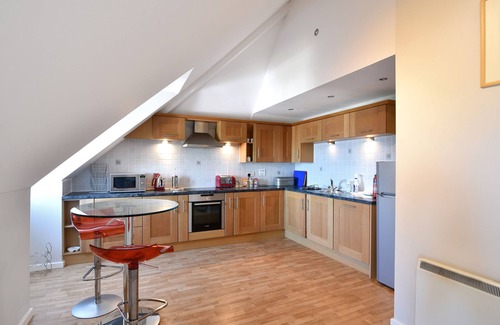 Lyme Regis Cottage | 13 BUCKFIELDS, character holiday cottage in Lyme Regis