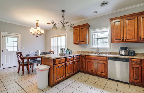 Independence House | ~ 13 Mi to Ole Miss: Private Family-Friendly Home!