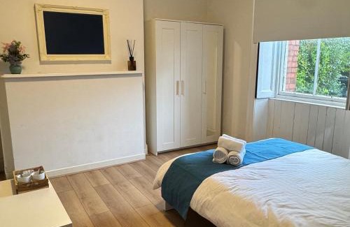Cork Bed & Breakfast | 13 Summerhill South Cork Accommodation