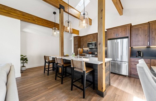 Graeagle Apartment | 135 Graeagle Meadows