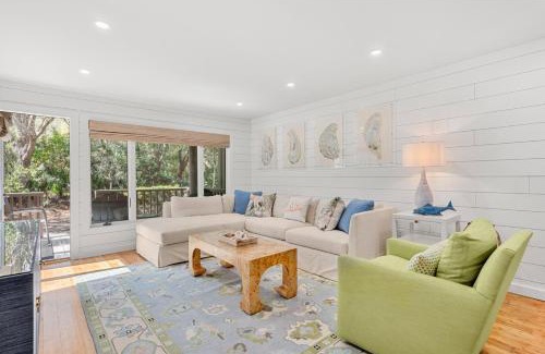 West Beach Village Villa | 1351 Fairway Oaks Villa by Akers Ellis Rentals