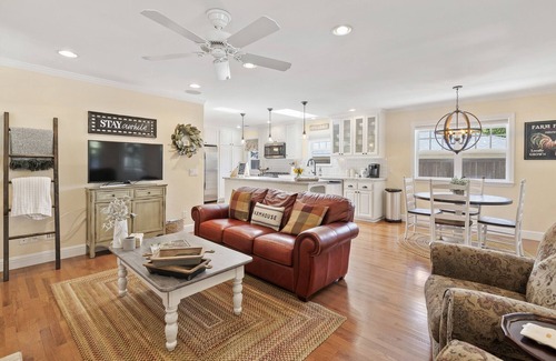 Paso Robles House | 13th Street Retreat - A few blocks to downtown Paso!