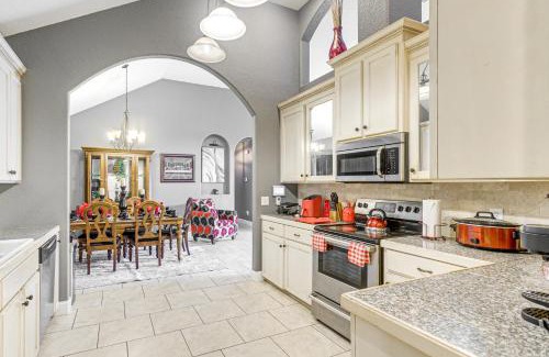 Brunswick House | 14 Mi to Jekyll Island Luxe Brunswick Home