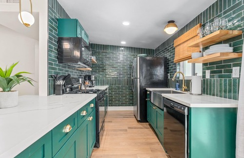 Twentynine Palms House | 15% Discount! New! Cowboy Pool~Hot Tub~Stargazing