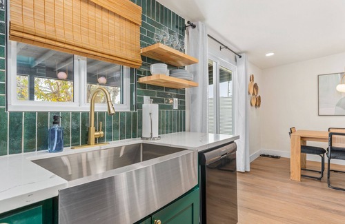 Twentynine Palms House | 15% Discount! New! Cowboy Pool~Hot Tub~Stargazing