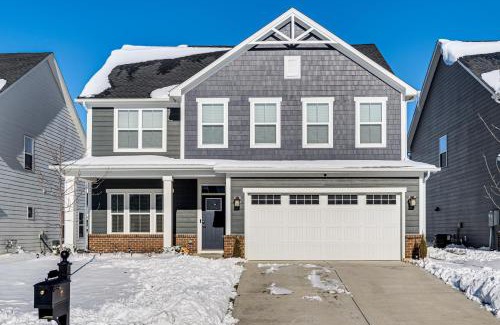 Brownsburg House | 15 Mi to Dtwn Indianapolis Family-Friendly Home!