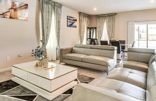 Brownsburg House | 15 Mi to Dtwn Indianapolis Family-Friendly Home!