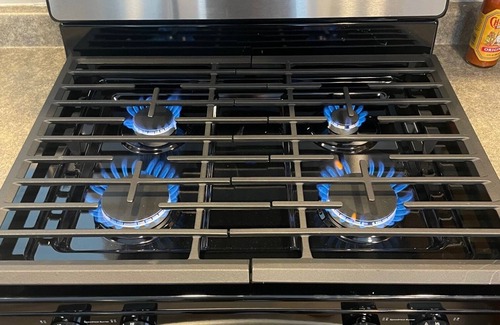 South Bend House | 15 Min Walk to Notre Dame! Charming Cottage