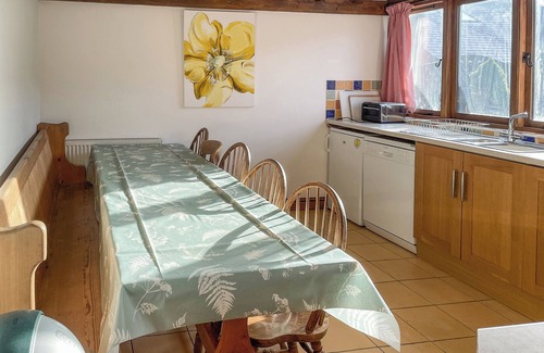 Christchurch Cottage | 16 bedroom accommodation in Bampton, near Tiverton