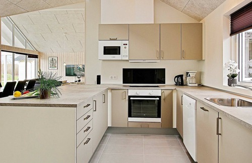 Olpenitz House | 16 person holiday home in Hasselberg