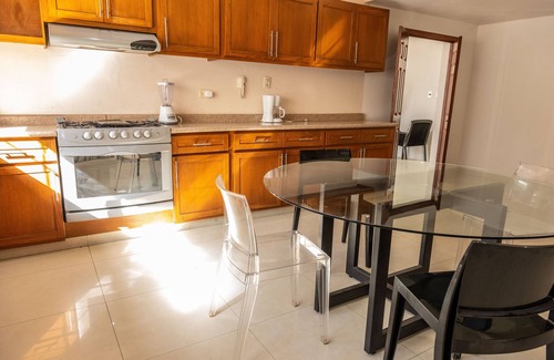 Torreon House | 16, Suite with Jacuzzi