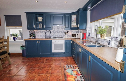 Ballycastle Cottage | 16 WHITEHALL PLACE, family friendly, with open fire in Ballycastle