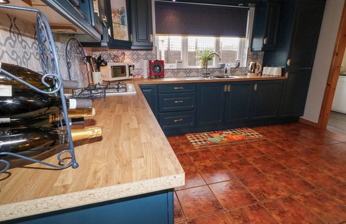 Ballycastle Cottage | 16 WHITEHALL PLACE, family friendly, with open fire in Ballycastle