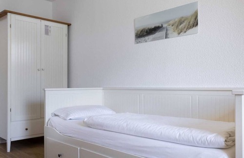 Tating House | 166-379 (Room category) - Holiday home "Loving"