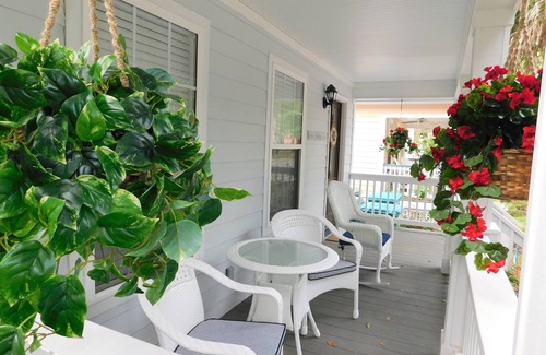 Port Royal House | 16th and Paradise - 2 Miles From Parris Island!