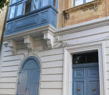 Senglea House | 17 Domus Mariae Town House