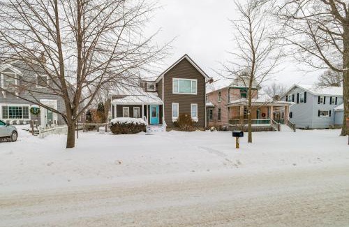 Frankfort House | 17 Mi to Ski Slopes! Retreat Near Lake Michigan