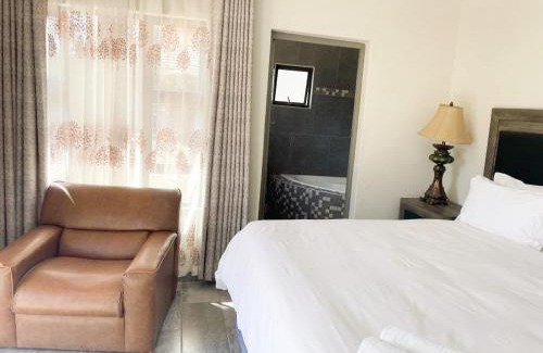 Uvongo House | 17 Zurich Drive House