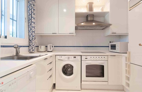 San Pedro de Alcantara Apartment | 18 - Castiglione 2 bed holiday rental