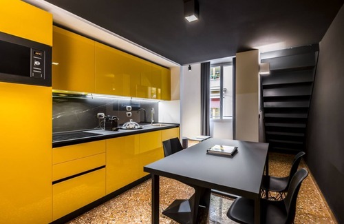 Historic Center Apartment | 18 · Extreme design style - Bologna Downtown Apartment