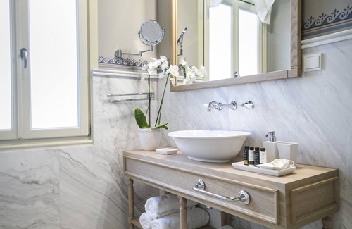 Old Town Hotel | 1905 Boutique Hotel