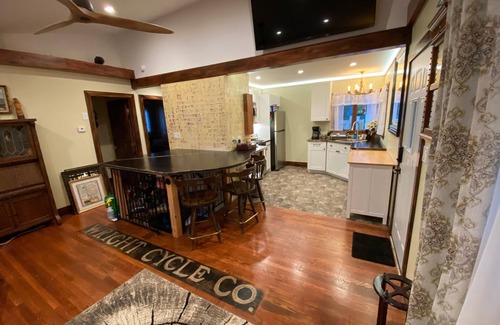 Columbus House | 1910 Wright Bros. Hanger House