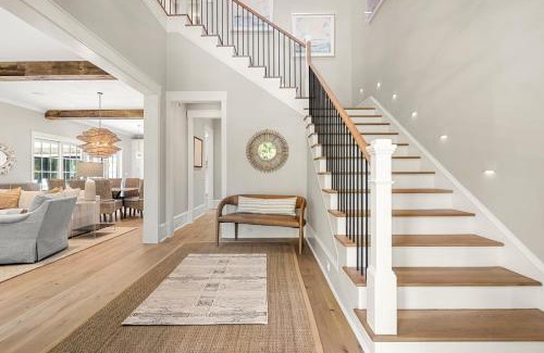 Vanderhorst Plantation House | 194 Ballybunion Drive by Akers Ellis Rentals