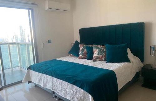 Bocagrande Apartment | 19TH FLOOR LUXURY APARTMENT BAY VIEW CARTAGENA