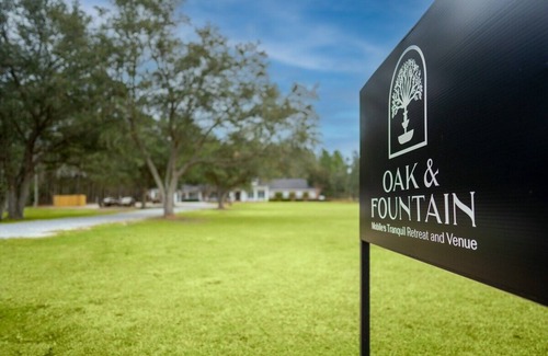 Grand Bay Apartment | 1bd at Oak + Fountain! - #16
