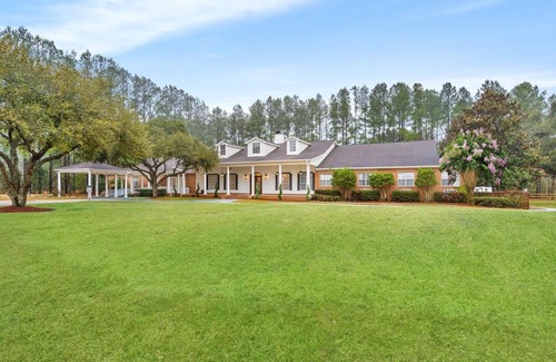 Grand Bay Apartment | 1bd at Oak + Fountain! - #16