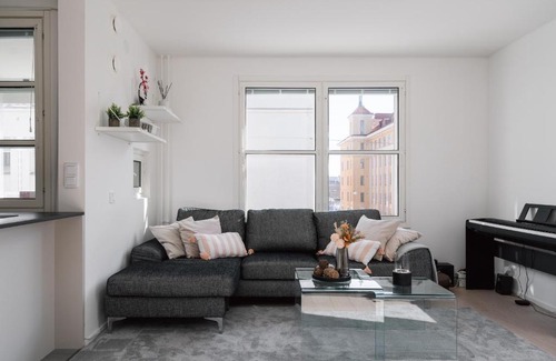 Hietalahti Apartment | 1BR City Apartment with Balcony Next to the Sea