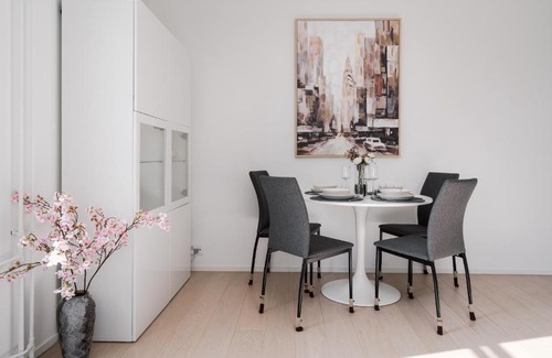 Hietalahti Apartment | 1BR City Apartment with Balcony Next to the Sea