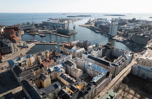 Hietalahti Apartment | 1BR City Apartment with Balcony Next to the Sea