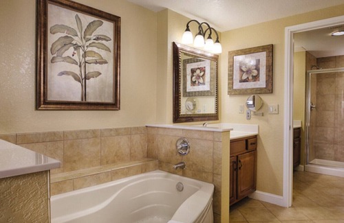 Lake Buena Vista Resort | 1BR-Dlx Inside Disney Gates-5 Pools, Lazy Rivers, Pay 25% Deposit