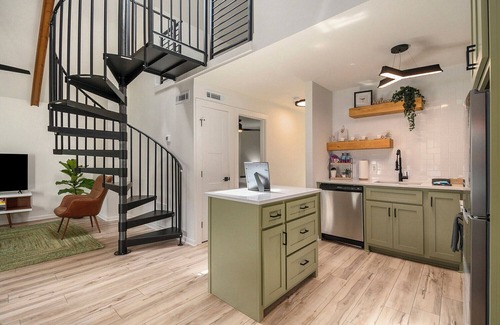 Hiawassee Cabin | 1BR + Loft Lake Chatuge Cabin w/Mountain Views! (Green Cabin)