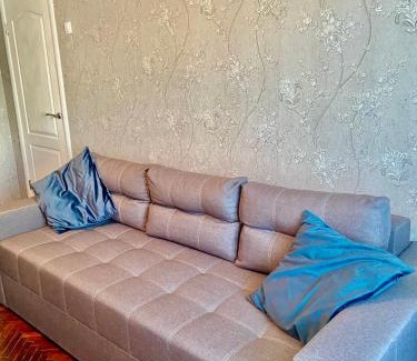 Desnyans'kyi District Apartment | 2-К институт сердця возле Метро Чернігівська