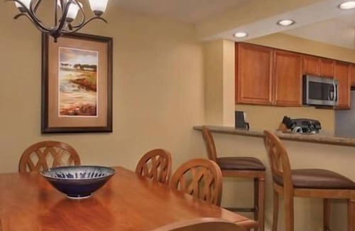 Palmetto Dunes Resort | 2/2 HARBOUR POINT- SUNSET POINTE AT SHELTER COVE