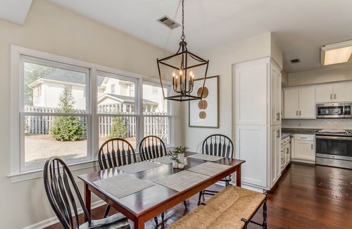 Tuscaloosa House | 2.3 miles to stadium, close to restaurants/grocery, perfect for entertaining!