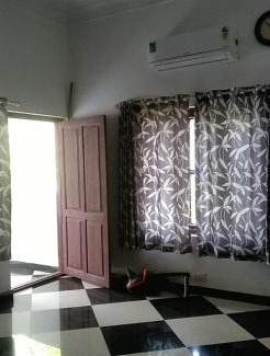 Thalassery House | 2 AC Room in KUTHUPARAMBA